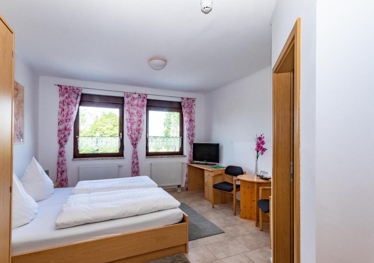 Pension Zum Reiterhof Schmogrow Extérieur photo